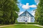 Podrobná komentovaná prohlídka výstavy Poslední muzeum? Karáskova galerie pro vaše století v Letohrádku Hvězda